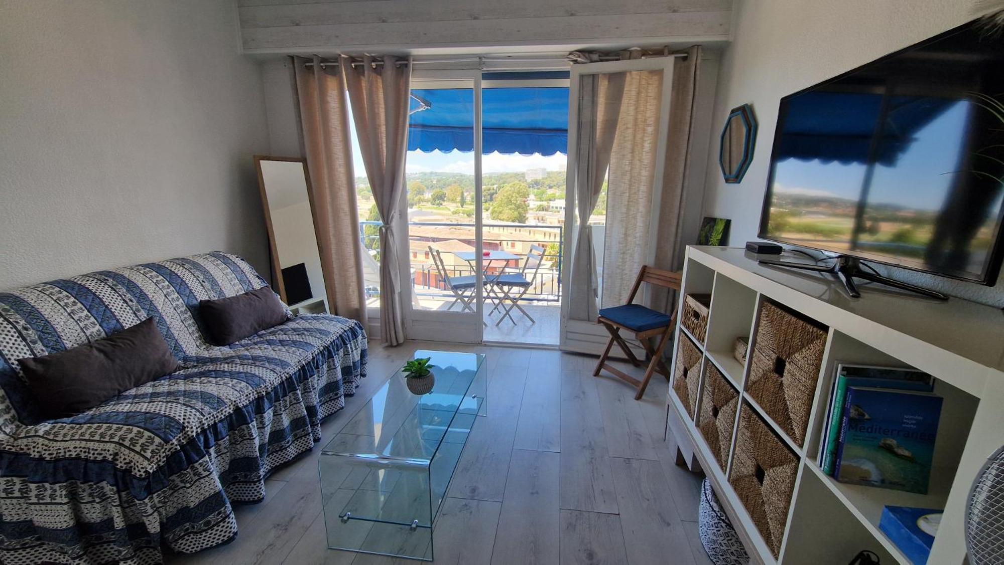 Charmant Petit Studio A 100 M De La Mer Cagnes-sur-Mer Exterior foto